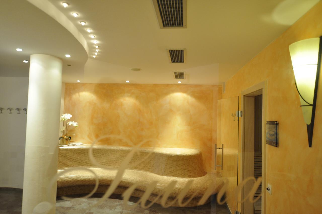 Hotel Alpin Colle Isarco Exterior photo
