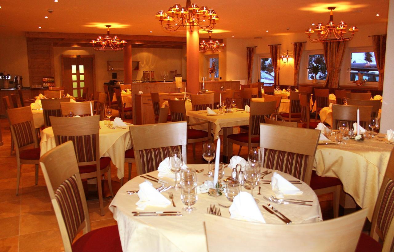 Hotel Alpin Colle Isarco Exterior photo